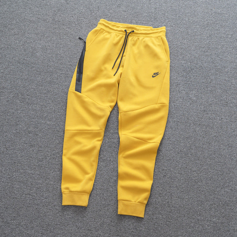 Conjunto Tech Fleece - Amarelo