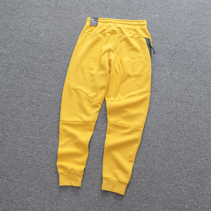 Conjunto Tech Fleece - Amarelo